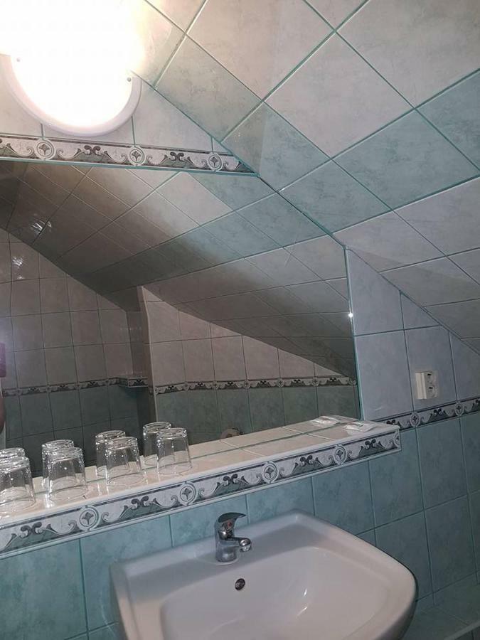 Penzion Kormos Štúrovo Εξωτερικό φωτογραφία